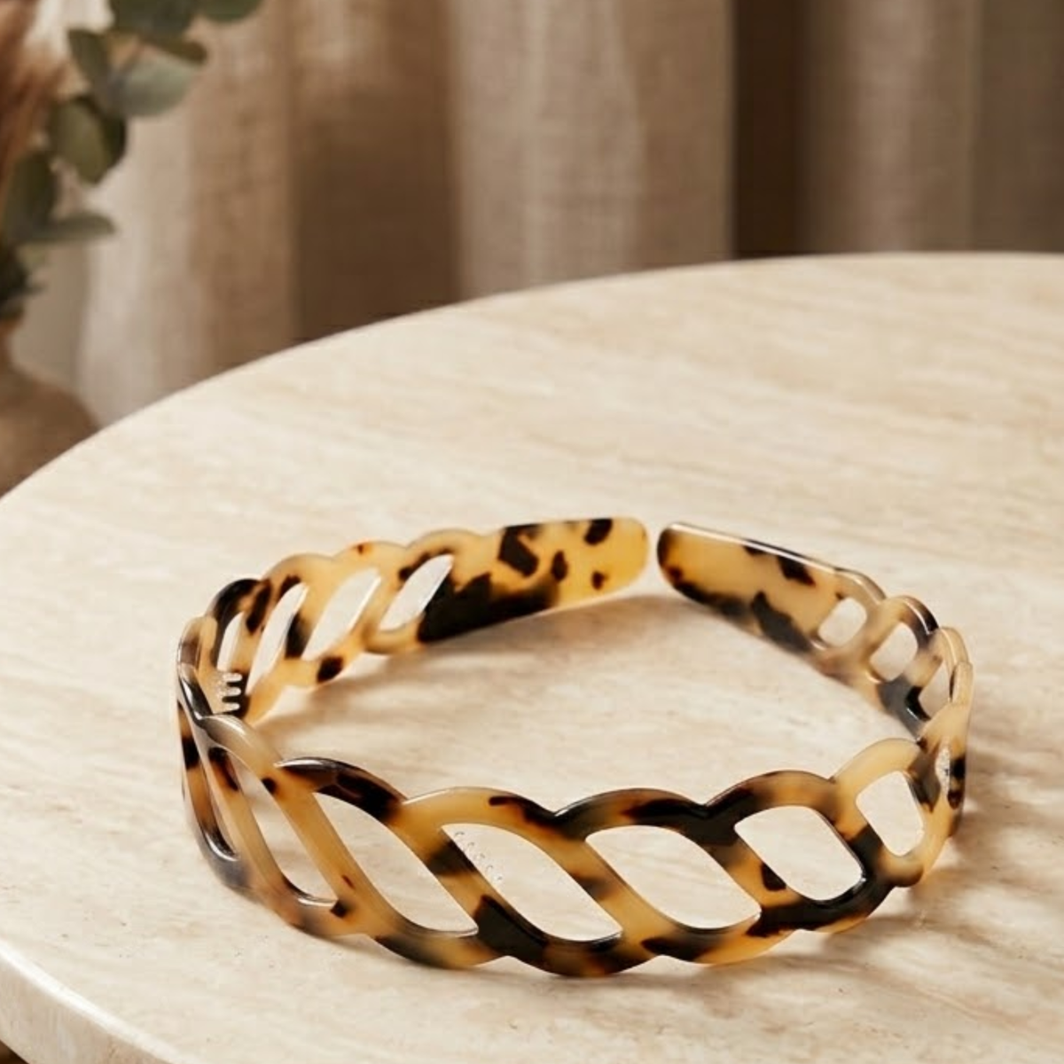 Moeni Twist Acetate Headband with Inner Teeth for Women and Girls