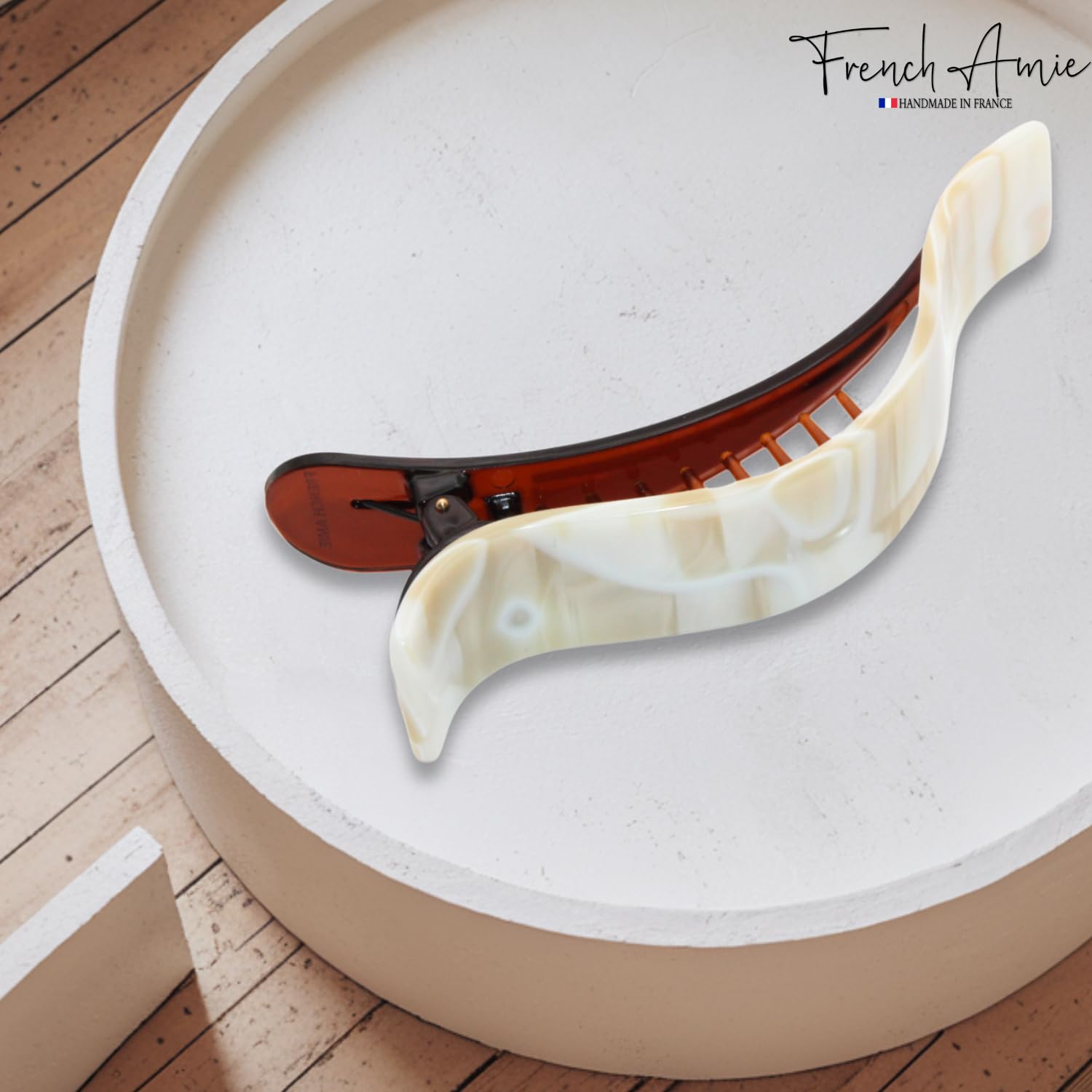 French Amie Duckbill Style Curved Rectangle Hair Claw – Women Girls Hair Clip