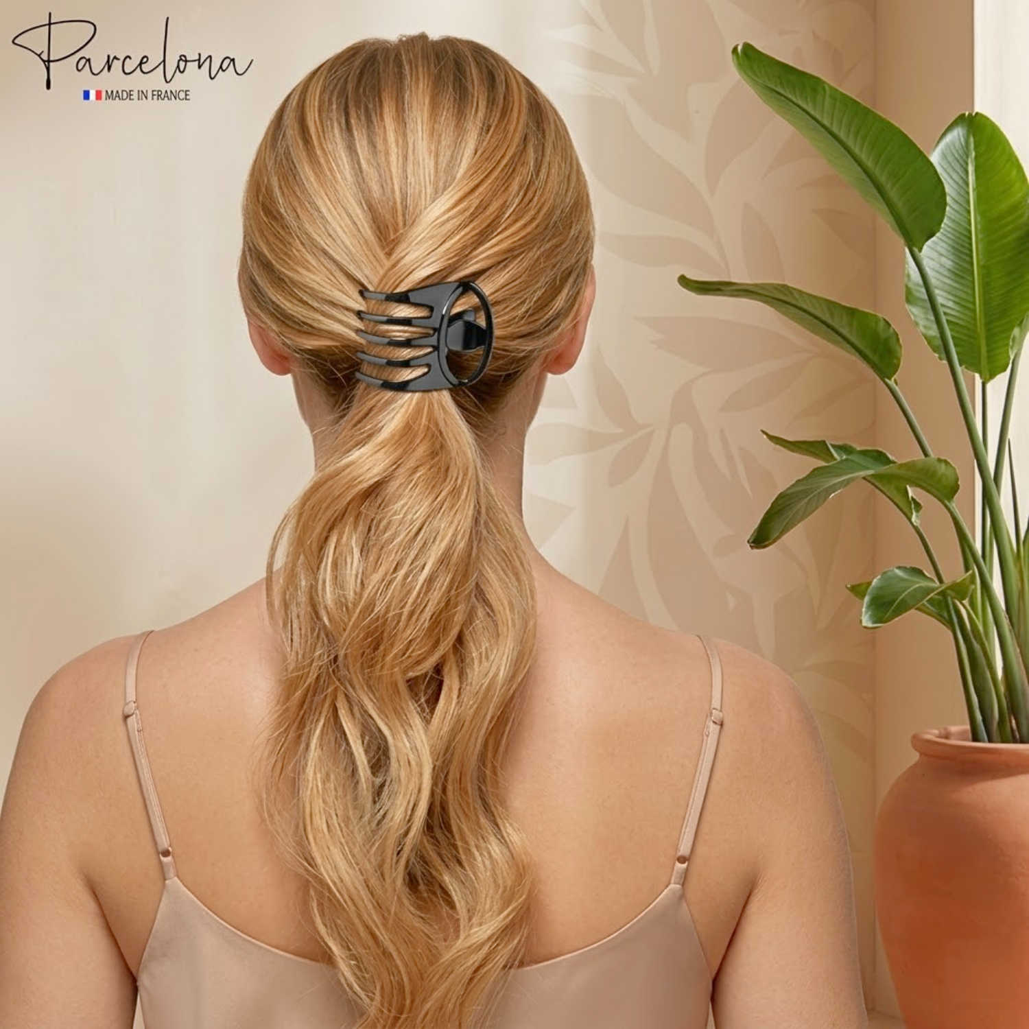 Parcelona French Curvy Oval Paw Medium Cellulose Hair Claw for Women and girls