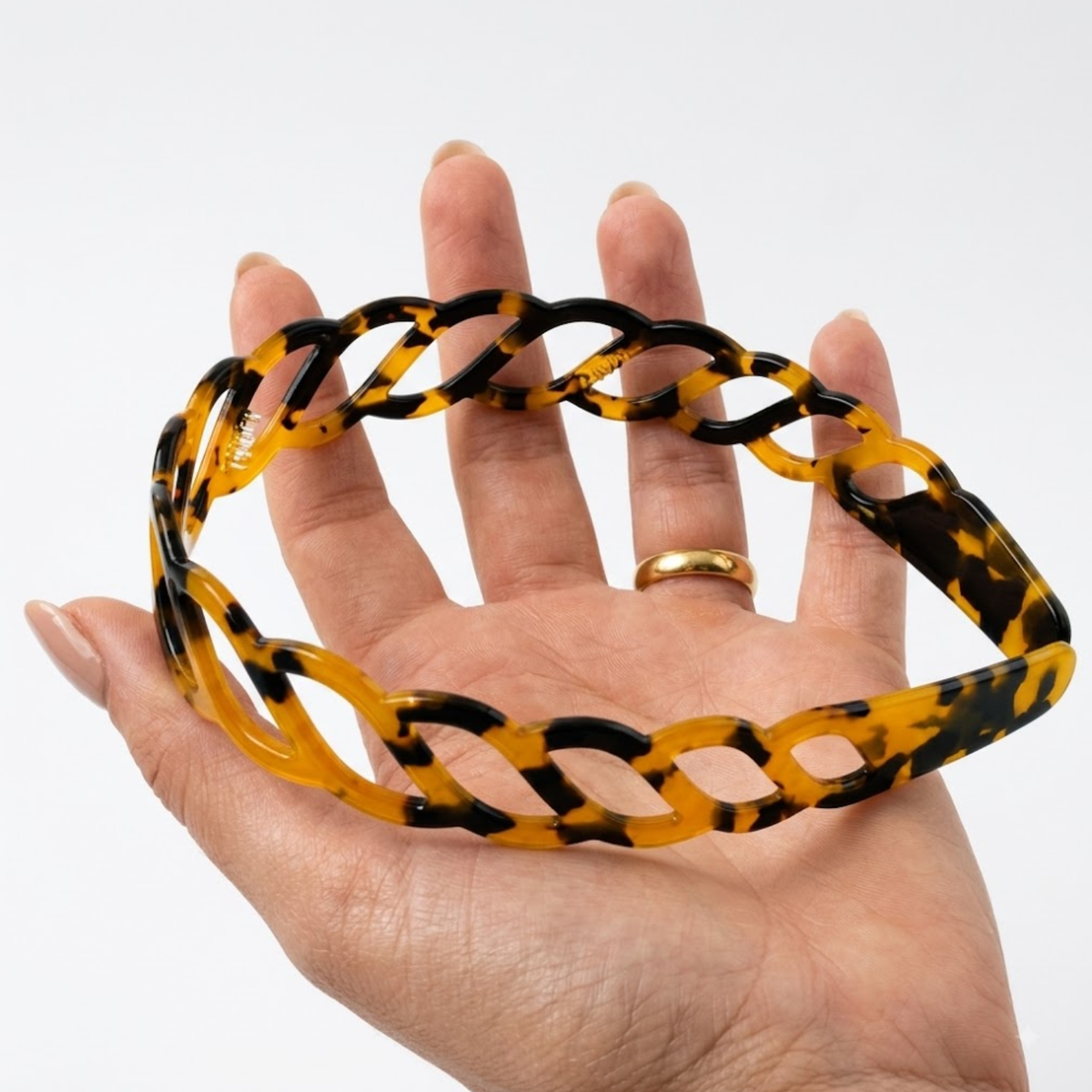 Moeni Twist Acetate Headband with Inner Teeth for Women and Girls