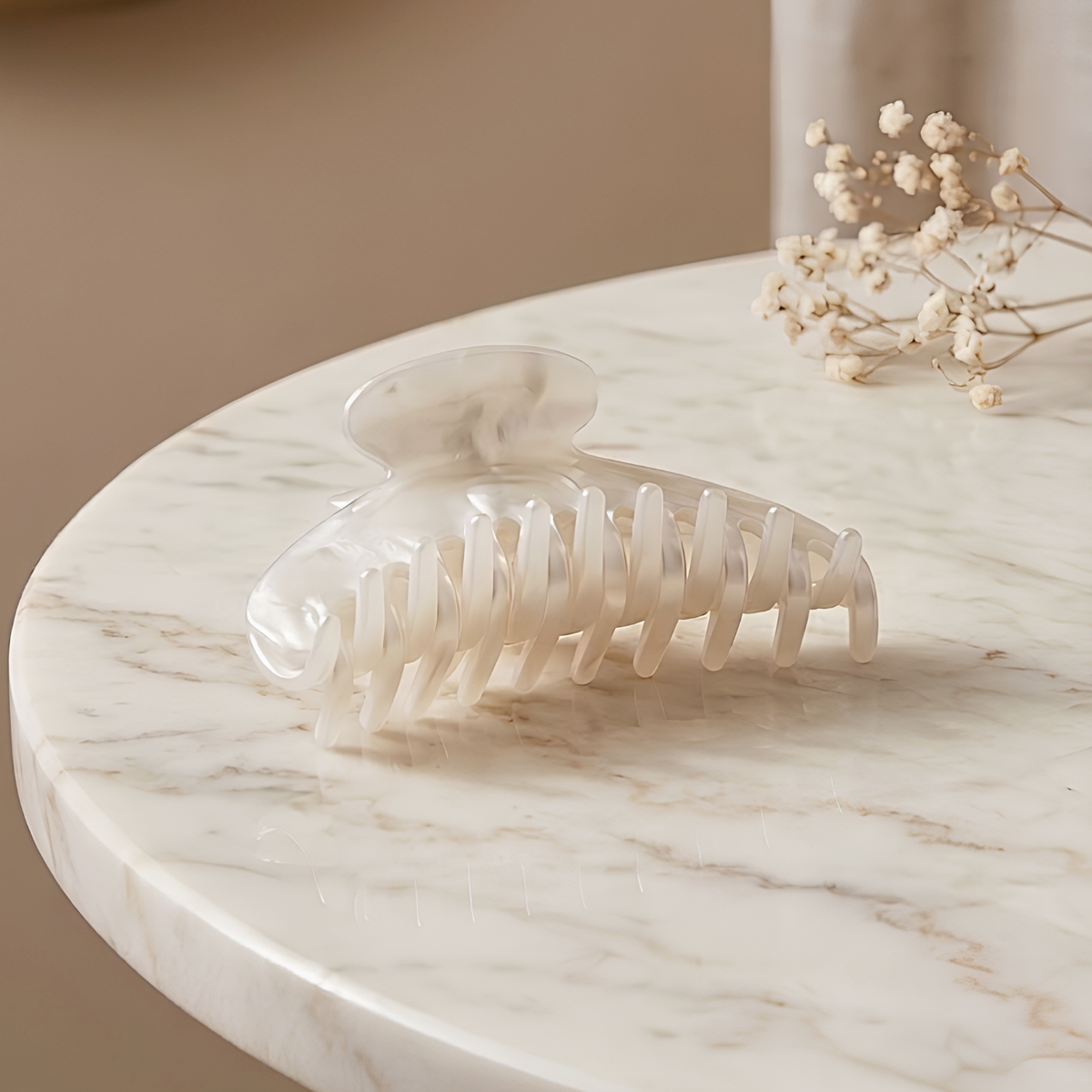 French Amie Contour Large 4 ¾” Cellulose Handmade Jaw Hair Claw Clip for Women