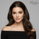 Woman with long, wavy hair wearing a Headband against a gray background with 'Parcelona' branding.