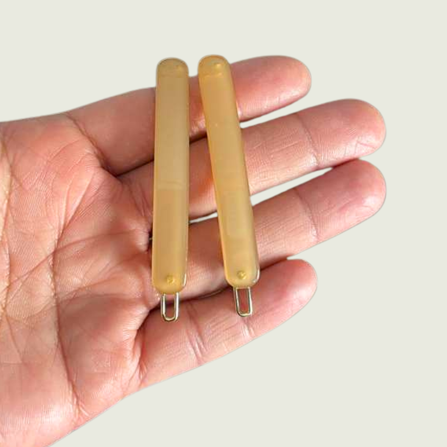 French Amie Rounded Oblong Small 2.5" Tige Boule Metal Clasp Hair Barrettes