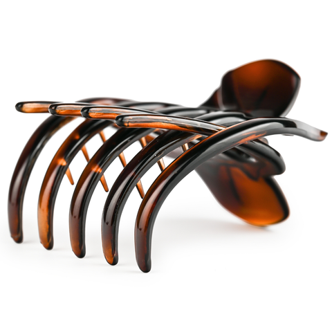 Front view of Parcelona tortoise shell French hair claw showing curved arms and acetate body